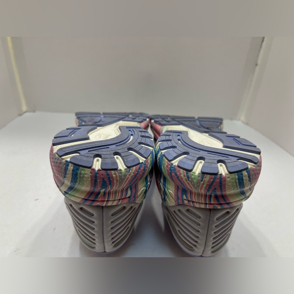 Brooks Adrenaline GTS 22 Women's Unity Together running shoes Size 10 - Picture 12 of 12